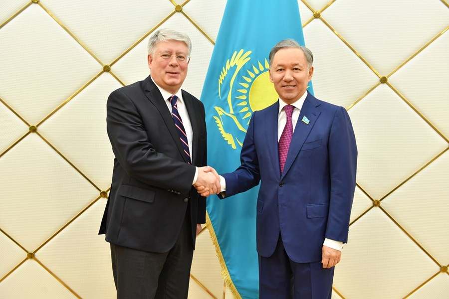 23.04.2018 Chairman of the Chamber Nurlan Nigmatulin received the Ambassador Extraordinary and Plenipotentiary of Russia to Kazakhstan Alexei Borodavkin