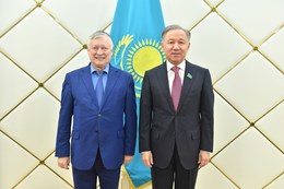 18.04.2019 The Chairman of the Chamber Nurlan Nigmatulin and the Deputy Chairman of the Russian Federation State Duma Committee on International Affairs Anatoly Karpov met in the Mazhilis