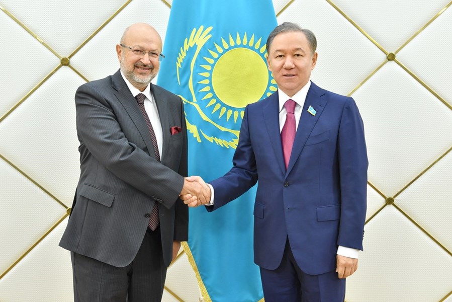 03.09.2019 Chairman of the Mazhilis Nurlan Nigmatulin held a meeting with OSCE High Commissioner on National Minorities Lamberto Zannier
