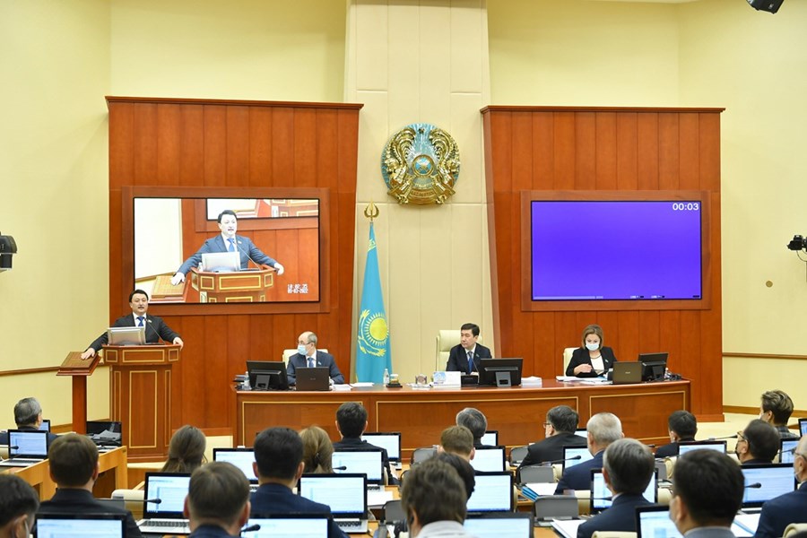 09.03.2022 Mazhilis approved in the first reading the amendments to the Code of Administrative Offences on issues of communication, as well as in the second reading legislative amendments on the protection of children's rights